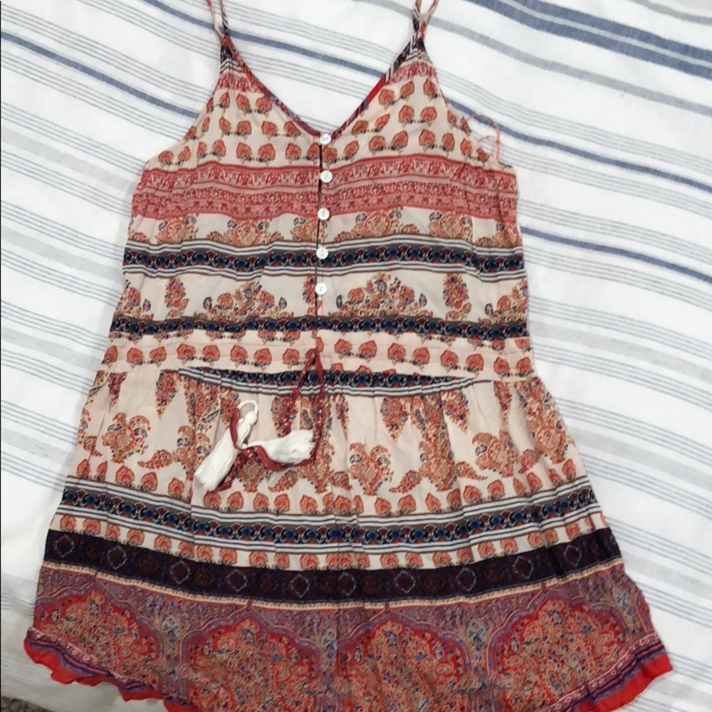 Cinch waist patterned dress